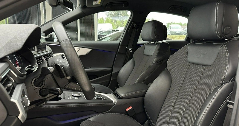 Audi A4 cena 119900 przebieg: 80919, rok produkcji 2019 z Piechowice małe 781